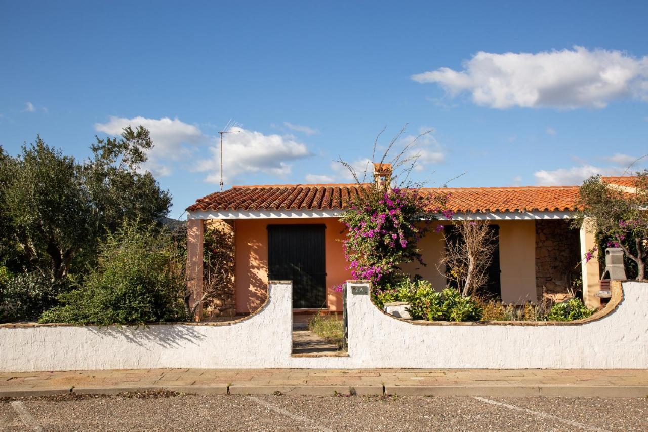 Residence Il Melograno San Teodoro  Eksteriør bilde
